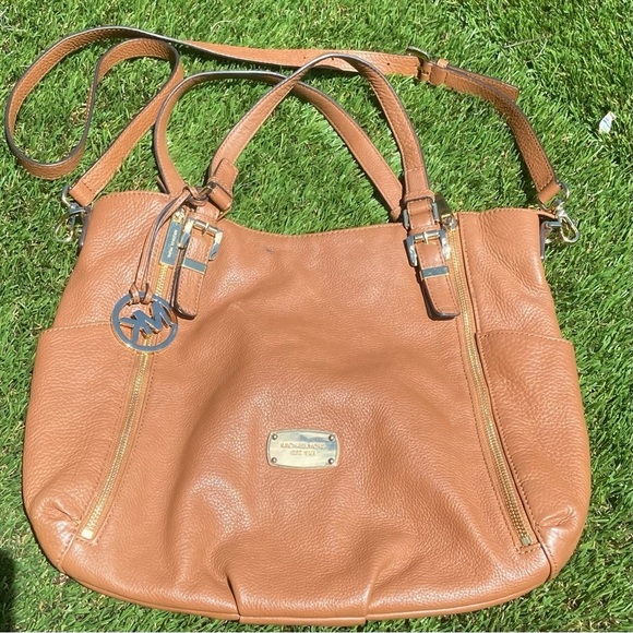 Michael Kors Large Leather Hobo Bag Detachable Strap Tobacco Zipper Gold - Picture 1 of 4